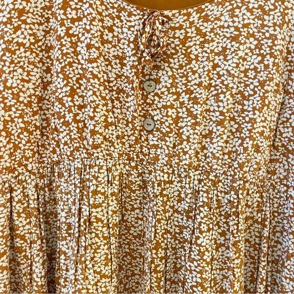 Floral mini dress - Picture 3 of 6